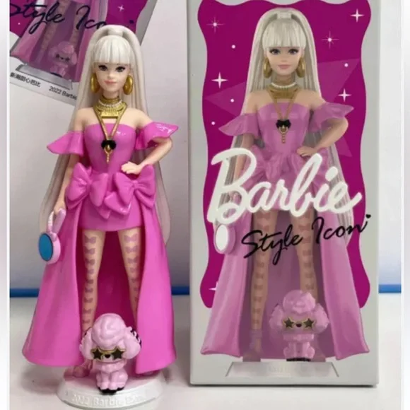 Authentic, PopMart Barbie - Picture 5 of 6